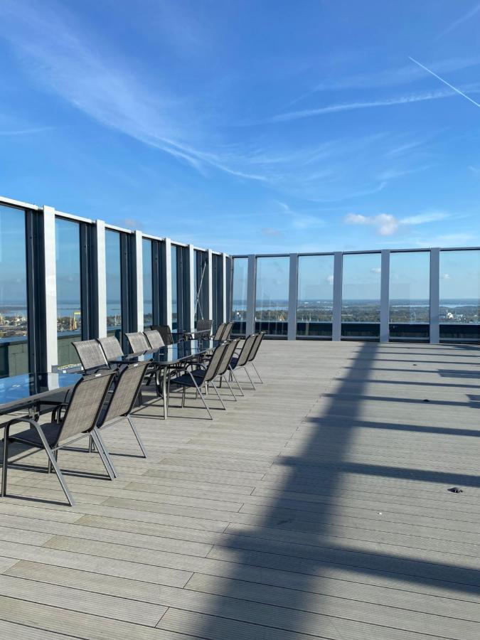 Apartamenty Hanza Tower Gold Щецин Экстерьер фото